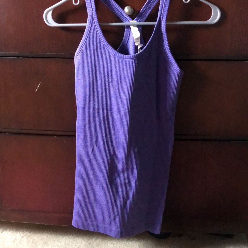 Lululemon tank top